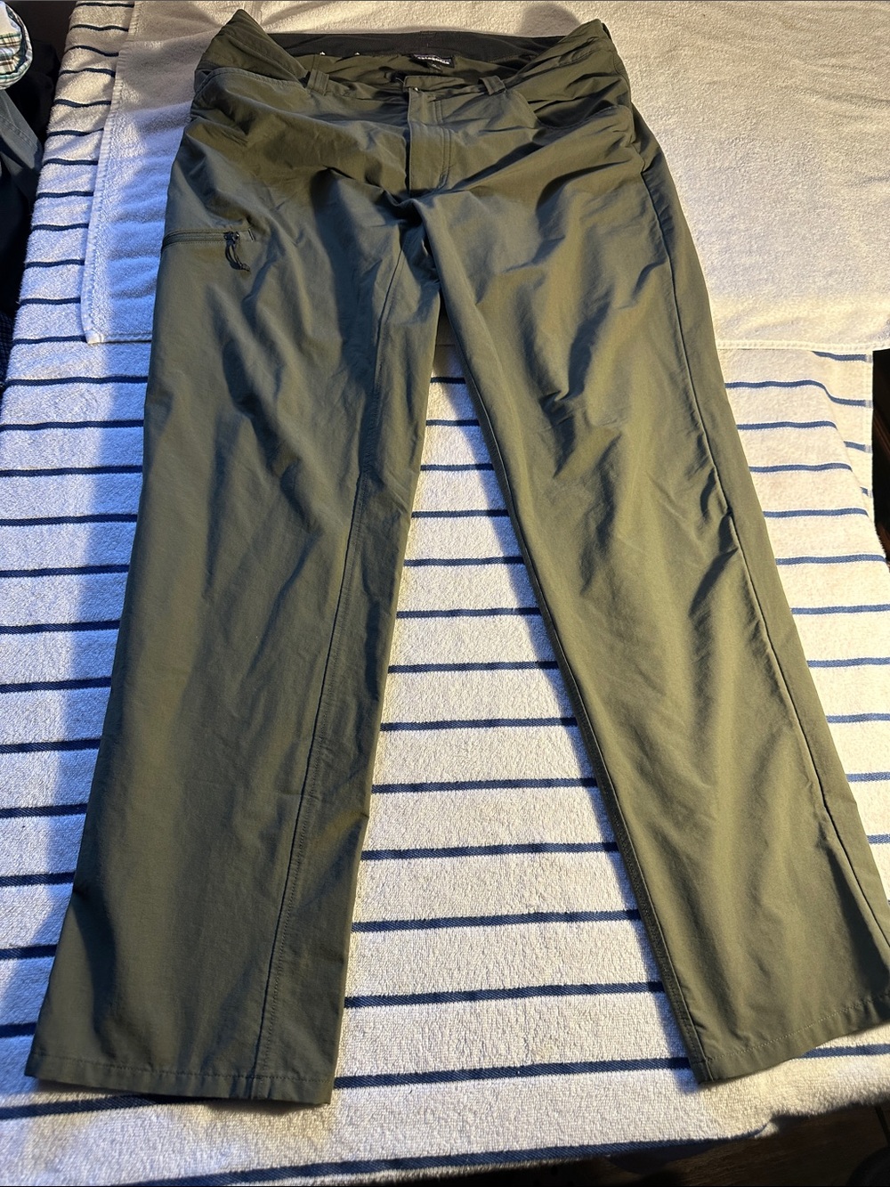 Patagonia Men's Olive Tactical Cargo Pants